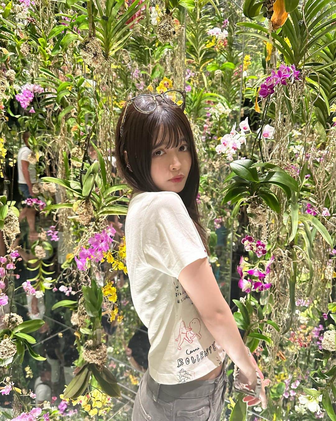 景井ひなのインスタグラム：「_ 地元の友達が遊びにきてくれて 私の3日間の夏休みが終わった🐋🫧」