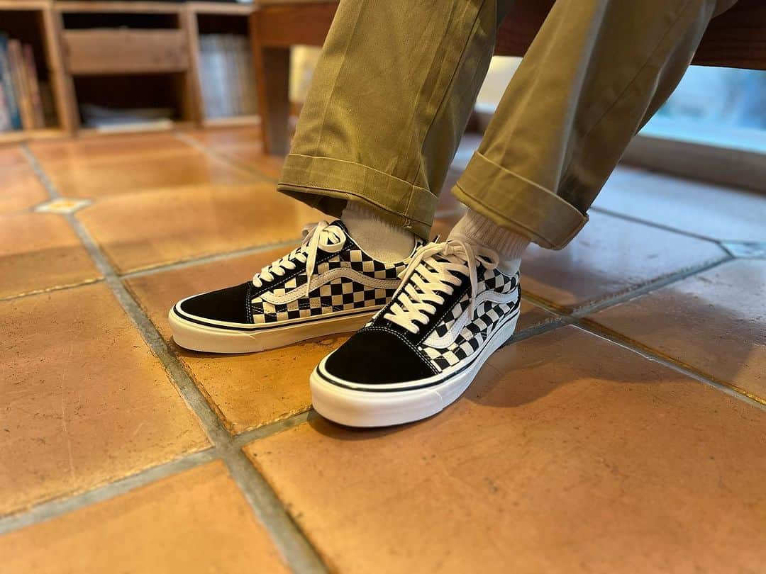 スタンダードカリフォルニアさんのインスタグラム写真 - (スタンダードカリフォルニアInstagram)「VANS Anaheim Factory Old Skool 36 DX  VANS Anaheim Factory PackのOld Skoolです。  1966年当時、カリフォルニア アナハイムの工場で作られていたものを忠実に復刻したAnaheim Factory Pack。 「36」も当時使われていたスタイルナンバーです。  @standardcalifornia_os  @standardcalifornia_movie   #standardcalifornia  #スタンダードカリフォルニア #vans #36dx #oldschool  #anaheimfactory  #sneaker #shoes  #オールドスクール #アナハイムファクトリー #スニーカー#シューズ  #internationalshipping  #overseashipping #worldshopping  #worldshoppingjp」7月30日 19時43分 - standardcalifornia