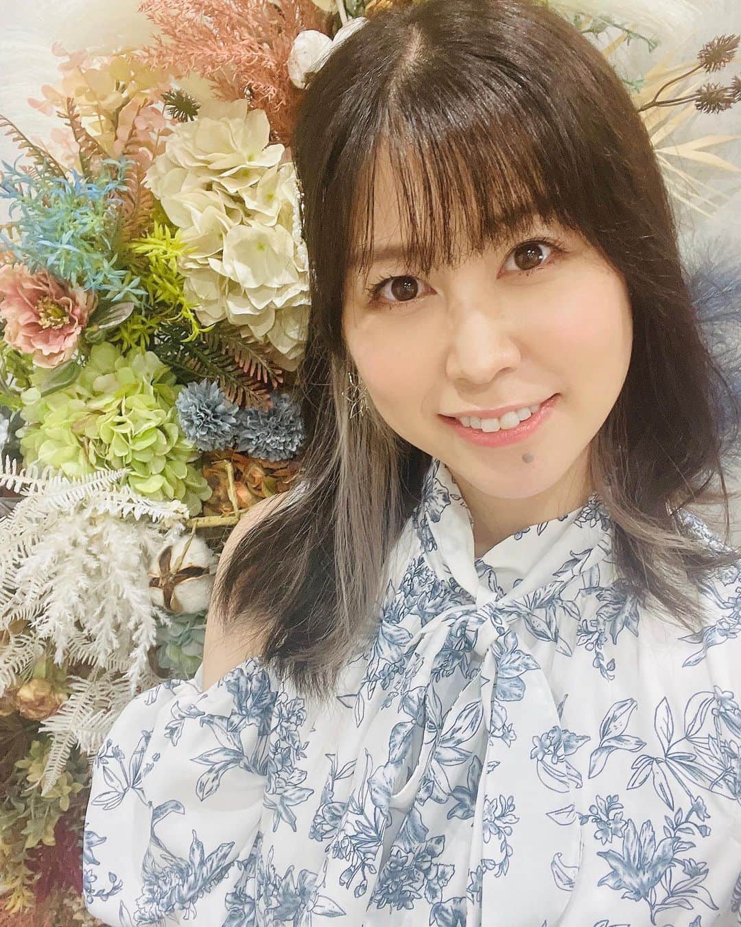 永作あいりのインスタグラム：「名古屋撮影会 ありがとうございました✨  いつもありがとうのみんなや 初めて会えた人 久しぶりだった人  最高に楽しかったです💕  次は、ライブで行けるように計画するね！  #model #名古屋 #Nagoya #tnx」