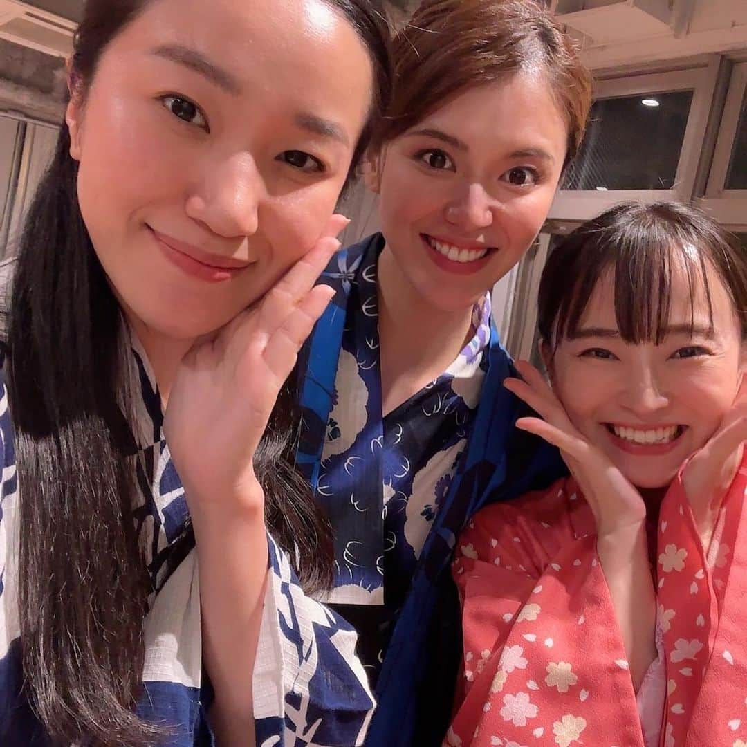 彩凪翔さんのインスタグラム写真 - (彩凪翔Instagram)「Alexandrite Stage　時代劇『PRINCESS TOYOTOMI』  お稽古順調に進んでますっっ 壮大なストーリー^ ^ 涙あり、笑いあり😋 休憩中の座組の笑い声も絶えず明るい現場です！ 熱いお芝居を是非ご覧ください！ お待ちしてます^ ^ チケット申し込みリンクは、下にあります😋ストーリーにもはりますね^ ^  毎日、稽古終わりに集合写真を撮ってくださる元彌さん。写真一部載せます。 浅井3姉妹や元雪組のたわしとゆめ、OGショットも😋るいちゃんいなかったからまた改めてちゃんと撮ります^ ^  【東京公演スケジュール】 2023.8/10 THU --- 8/13 SUN (全8ステージ)  私は全日程出演します！  8/10(木)　 13:00(☆)🎤/18:30(〇) 8/11(金)　 13:00(〇)🎤/18:30(☆) 8/12(土)　 13:00(☆)/18:30(〇) 8/13(日)　 12:00(〇)/ 16:30(☆)  一部Wキャストです。 ☆＝TOYOTOMI SIDE 〇＝AZAI SIDE　　　 🎤＝アフタートークショーがあります。  【東京公演 劇場】 CBGKシブゲキ!! 〒150-0043 東京都渋谷区道玄坂2-29-5 ザ・プライム 6階 (東京メトロ半蔵門線/東急田園都市線 渋谷駅 A0出口直結)  【大阪公演 スケジュール】 2023.8/18 FRI --- 8/21 SUN (全5ステージ) 大阪公演は選抜メンバーでの上演です。  8/18(金)　  13:00(◎)🎤/18:30(◎) 8/19(土)　  13:00(◎)🎤/18:30(◎) 8/20(日)12:00(◎) 　　　  ◎=SPECIAL SIDE　　　 🎤＝アフタートークショーがあります。  【大阪公演 劇場】 近鉄アート館 〒545-8545 大阪市阿倍野区阿倍野筋1-1-43  あべのハルカス近鉄本店ウイング館8階 (近鉄「大阪阿部野橋」駅 JR・大阪メトロ「天王寺」駅下車すぐ)  公式サイト、チケットのお申し込みはこちらをご参照ください。  【公式サイト】 https://princess-toyotomi.themedia.jp/  【チケットお申込みページ】 https://princess-toyotomi.themedia.jp/pages/6965448/page_202304292328 彩凪翔扱いのページよりお申し込みください😌 完売回もありますのでお早めに😆  チケット代金 SS席12,000円 S席9,000円 A席6,500円  【Alexandrite Stageオフィシャルサイト】 https://alexandrite-stage.themedia.jp/   #alexandritestage #アレステ #野口大輔 さん 脚本、演出  #princesstoyotomi #和泉元彌 さん　今度は浅井長政、お父さん役 #淀殿 #彩凪翔」7月30日 20時02分 - sho_ayanagi_official