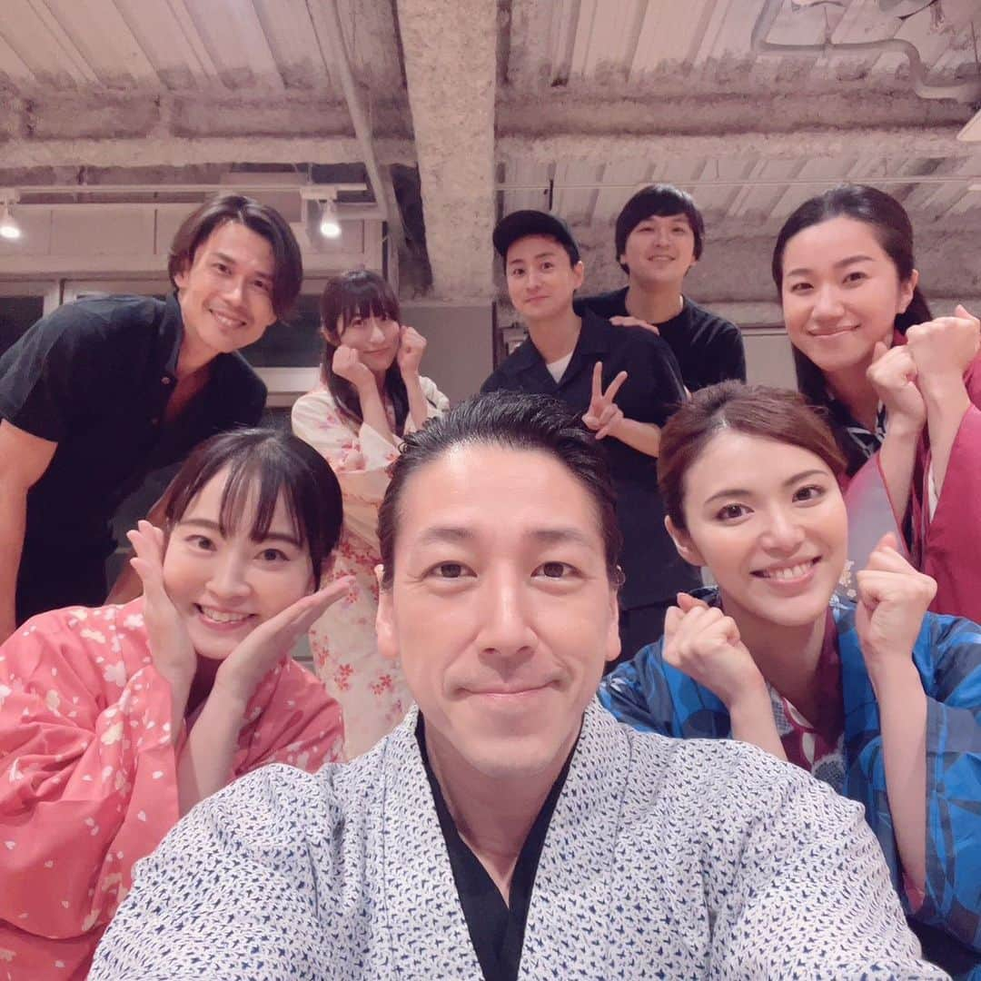 彩凪翔さんのインスタグラム写真 - (彩凪翔Instagram)「Alexandrite Stage　時代劇『PRINCESS TOYOTOMI』  お稽古順調に進んでますっっ 壮大なストーリー^ ^ 涙あり、笑いあり😋 休憩中の座組の笑い声も絶えず明るい現場です！ 熱いお芝居を是非ご覧ください！ お待ちしてます^ ^ チケット申し込みリンクは、下にあります😋ストーリーにもはりますね^ ^  毎日、稽古終わりに集合写真を撮ってくださる元彌さん。写真一部載せます。 浅井3姉妹や元雪組のたわしとゆめ、OGショットも😋るいちゃんいなかったからまた改めてちゃんと撮ります^ ^  【東京公演スケジュール】 2023.8/10 THU --- 8/13 SUN (全8ステージ)  私は全日程出演します！  8/10(木)　 13:00(☆)🎤/18:30(〇) 8/11(金)　 13:00(〇)🎤/18:30(☆) 8/12(土)　 13:00(☆)/18:30(〇) 8/13(日)　 12:00(〇)/ 16:30(☆)  一部Wキャストです。 ☆＝TOYOTOMI SIDE 〇＝AZAI SIDE　　　 🎤＝アフタートークショーがあります。  【東京公演 劇場】 CBGKシブゲキ!! 〒150-0043 東京都渋谷区道玄坂2-29-5 ザ・プライム 6階 (東京メトロ半蔵門線/東急田園都市線 渋谷駅 A0出口直結)  【大阪公演 スケジュール】 2023.8/18 FRI --- 8/21 SUN (全5ステージ) 大阪公演は選抜メンバーでの上演です。  8/18(金)　  13:00(◎)🎤/18:30(◎) 8/19(土)　  13:00(◎)🎤/18:30(◎) 8/20(日)12:00(◎) 　　　  ◎=SPECIAL SIDE　　　 🎤＝アフタートークショーがあります。  【大阪公演 劇場】 近鉄アート館 〒545-8545 大阪市阿倍野区阿倍野筋1-1-43  あべのハルカス近鉄本店ウイング館8階 (近鉄「大阪阿部野橋」駅 JR・大阪メトロ「天王寺」駅下車すぐ)  公式サイト、チケットのお申し込みはこちらをご参照ください。  【公式サイト】 https://princess-toyotomi.themedia.jp/  【チケットお申込みページ】 https://princess-toyotomi.themedia.jp/pages/6965448/page_202304292328 彩凪翔扱いのページよりお申し込みください😌 完売回もありますのでお早めに😆  チケット代金 SS席12,000円 S席9,000円 A席6,500円  【Alexandrite Stageオフィシャルサイト】 https://alexandrite-stage.themedia.jp/   #alexandritestage #アレステ #野口大輔 さん 脚本、演出  #princesstoyotomi #和泉元彌 さん　今度は浅井長政、お父さん役 #淀殿 #彩凪翔」7月30日 20時02分 - sho_ayanagi_official