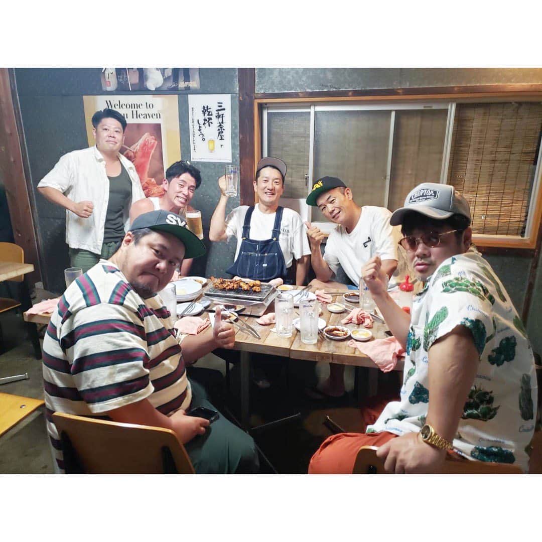 佐田正樹のインスタグラム：「横キン兄さん、 キンタマウソツカナイさん、 タマキン日、 あっ、誕生日おめでとうございます‼︎  二人合わせて104歳、すごいです。  インキンキンタムシにならないように長生きしてください‼︎  よいしょ‼︎」
