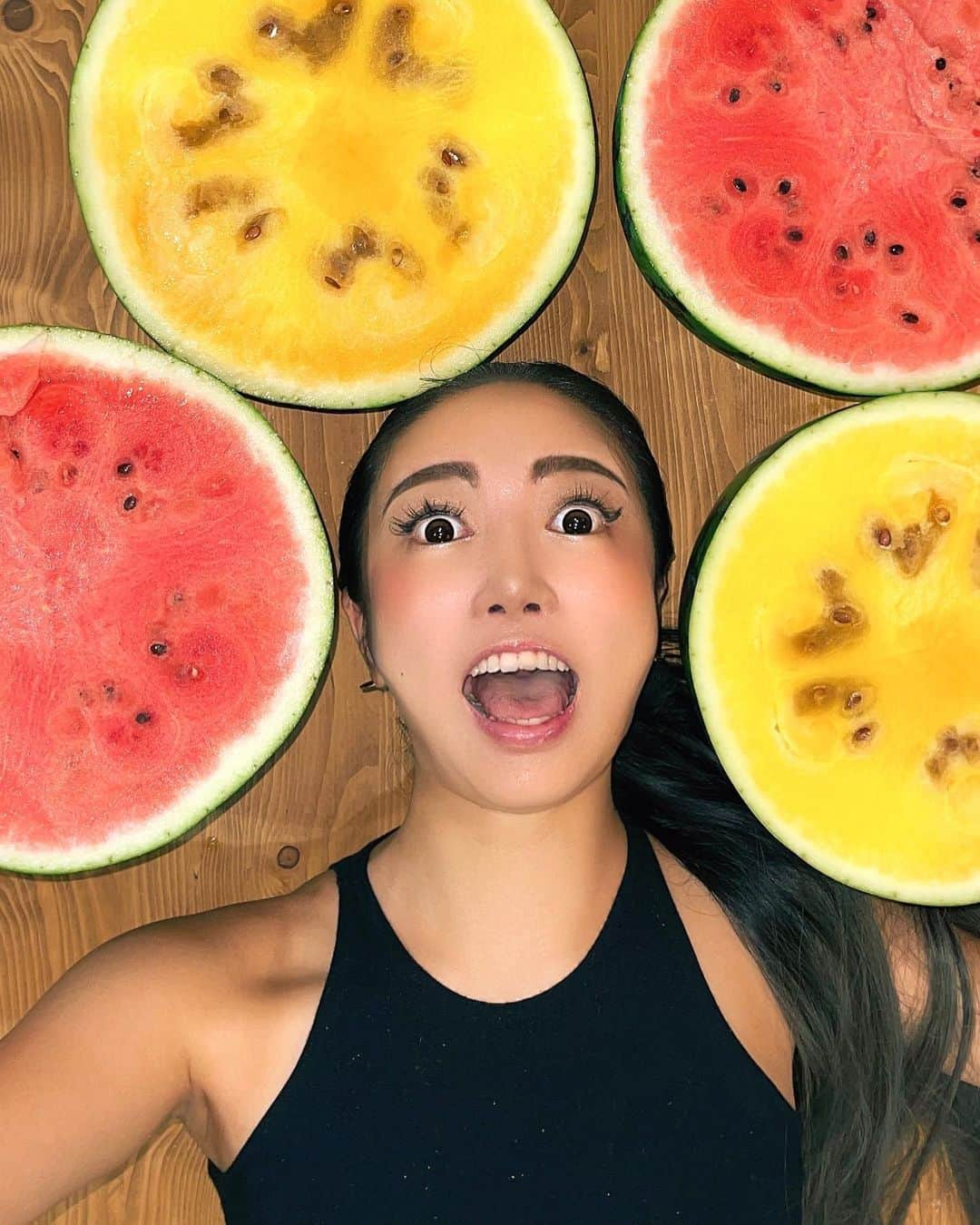 ᴍᴀʏᴀのインスタグラム：「Cheers to the excitement of last night's event @warp_shinjuku ‼︎ Holding a Sweet Watermelon Festival at home today🥳Yummy yummy HAPPY SUNDAY‼︎  昨夜はWARP新宿ありがとうございました‼︎今日はマヤ宅でスイカフェスティバル開催中🤤🍉大玉激甘スイカで身体を整えて今夜からまた頑張って🎹明後日からまた飛びます🛫  @narafarm_373」