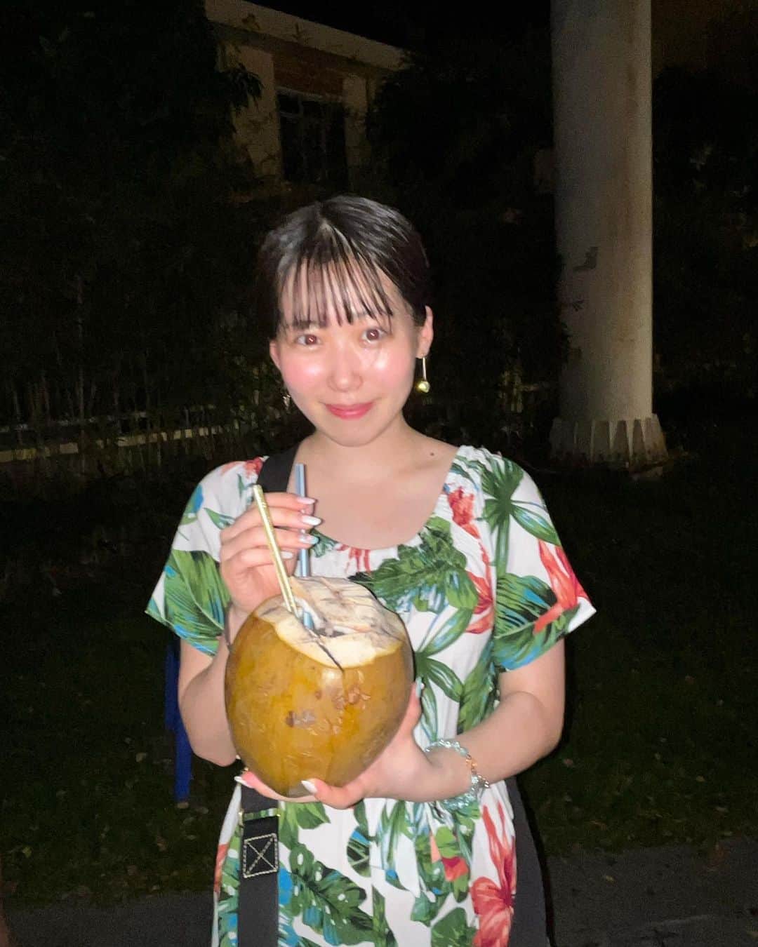 杉山まひろさんのインスタグラム写真 - (杉山まひろInstagram)「🥥☀️」7月30日 20時33分 - _mahirosugiyama_