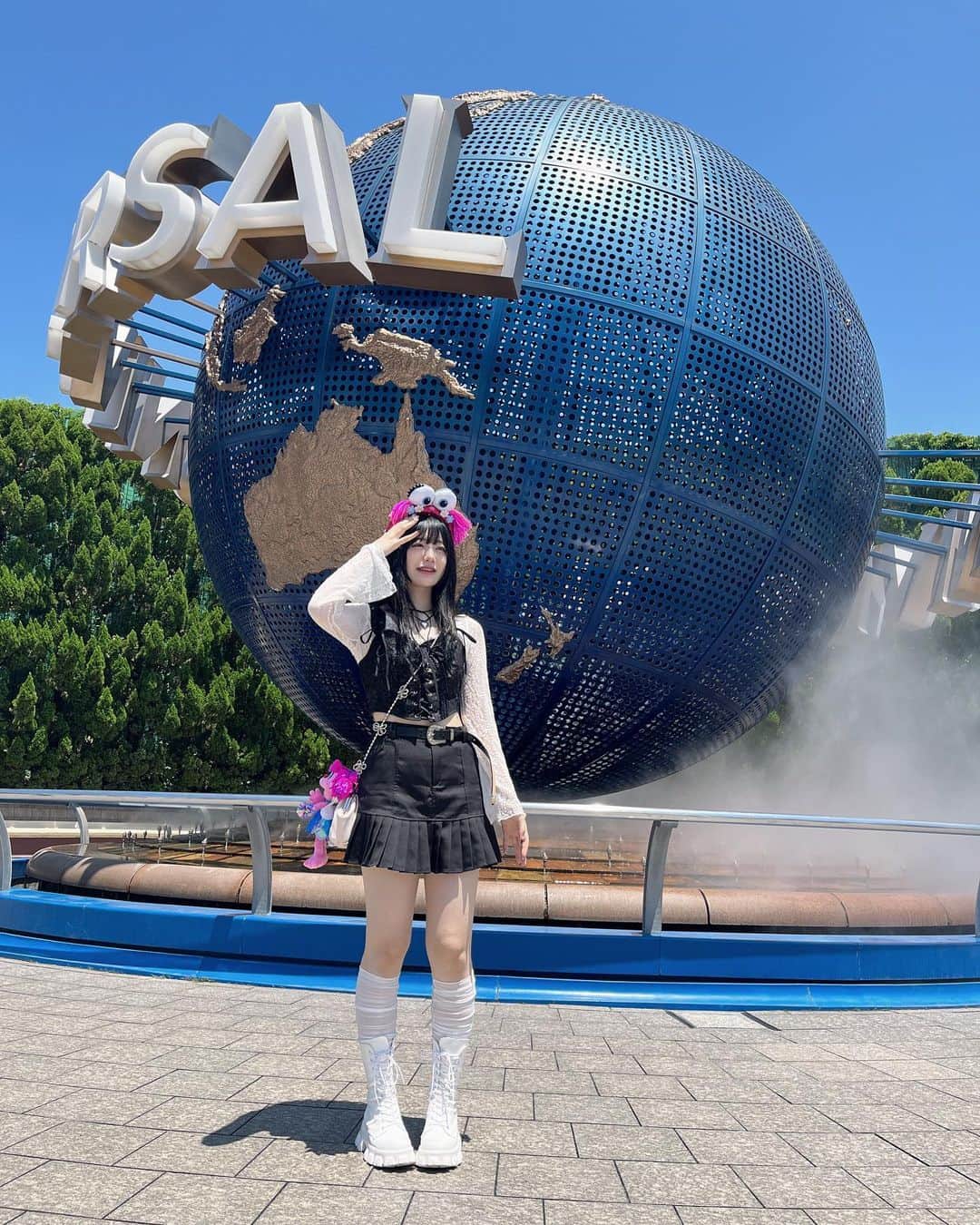 月雲ねるのインスタグラム：「初ユニバ🌎💖🧚‍♀️💫 あちすぎたので次は冬に行きたい❕🥵💦」
