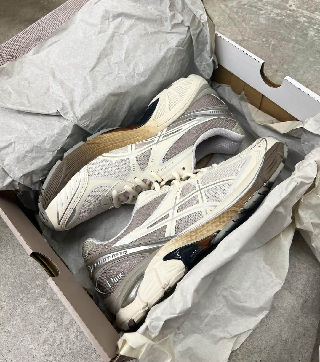 小島奉文さんのインスタグラム写真 - (小島奉文Instagram)「. asics season. . #asics #asicssportstyle #asicskayano #kayano14 #gt2160 #asicsaddict #atmos #dime」7月30日 20時39分 - koji198139