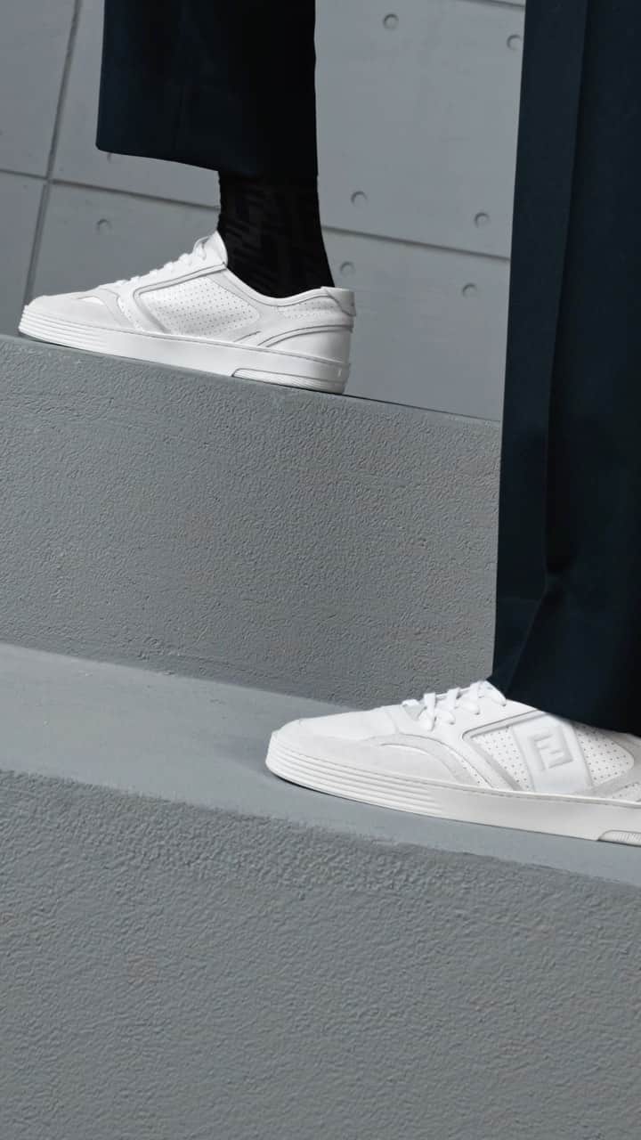 Fendiのインスタグラム：「Everyday, elevated. The new Fendi Step sneaker combines a laidback attitude with rich details.  Artistic Director of Accessories and Menswear: @silviaventurinifendi ​ Artistic Director of Jewellery: @delfinadelettrez​  Video: @walestudioroma   Styling: @ganio Makeup: @samiamohsein Hair: @ramoneyluv  Casting: @piergiorgio  Model: Shaoqi Zeng」