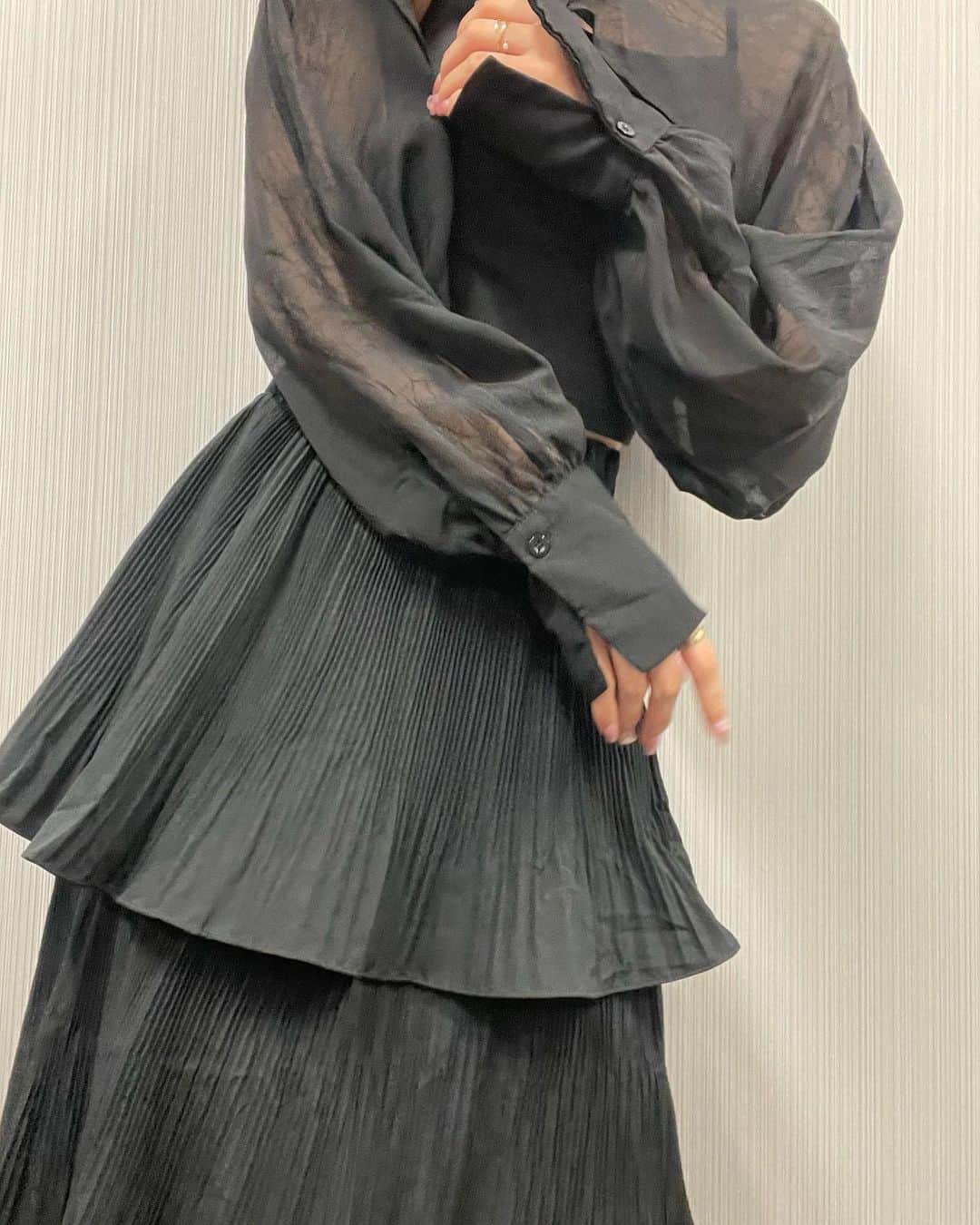 のインスタグラム：「・ ・ 盛りだくさん会🖤🌙  #井上玲音」