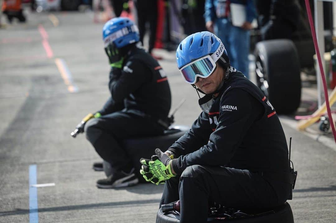 星野一樹のインスタグラム：「S耐Rd4 AutoPolis🏁 Race:P8  まだまだ優勝は近いようで遠かった。厳しい戦いでした。  諦めずに頑張ります。  応援ありがとうございました。  #ナニワ電装 #ナニワ電装TeamIMPULZ #マツモトキヨシ #Mobil1 #NGK #NTK #ENKEI #TONE #NtecJapan #福嶋商事 #神奈川日産」