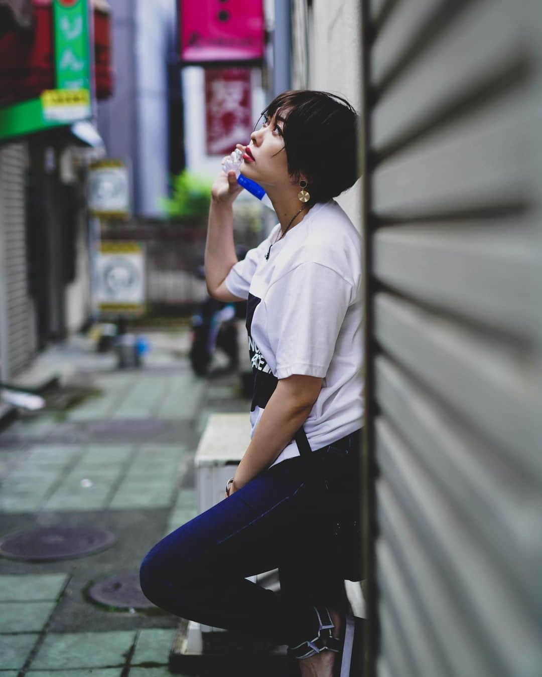 ちゃたさんのインスタグラム写真 - (ちゃたInstagram)「裏路地  @sui_portrait   #todays_blue_collection #sharing_warm_time#double_exposure #mst_story #idemo_graphy#photogram_archive #jp_mood#everyones_photo_club #deardays__blue #as_archive#jp_portrait部 #nofilm_nolife #女の子の可愛い追求部隊 #みんすと #私が撮る君との記録 #ひのまる倶楽部 #一瞬のときめきを永遠に #愛しい日々と青 #白紙の1ページ #世界は青にあふれてる #何気ない瞬間を残したい #楽しかったあの日の思い出たち #一瞬のときめきを永遠に #コモンズフォト #一枚に幸せを詰め込んで #あなたが創る物語 #色褪せない想いを紡ぐ #ポトレファン倶楽部 #僕という映画の一部始終 #あなたが創る物語 #streetphotography #裏路地」7月30日 21時05分 - c.h.a.t.a.13