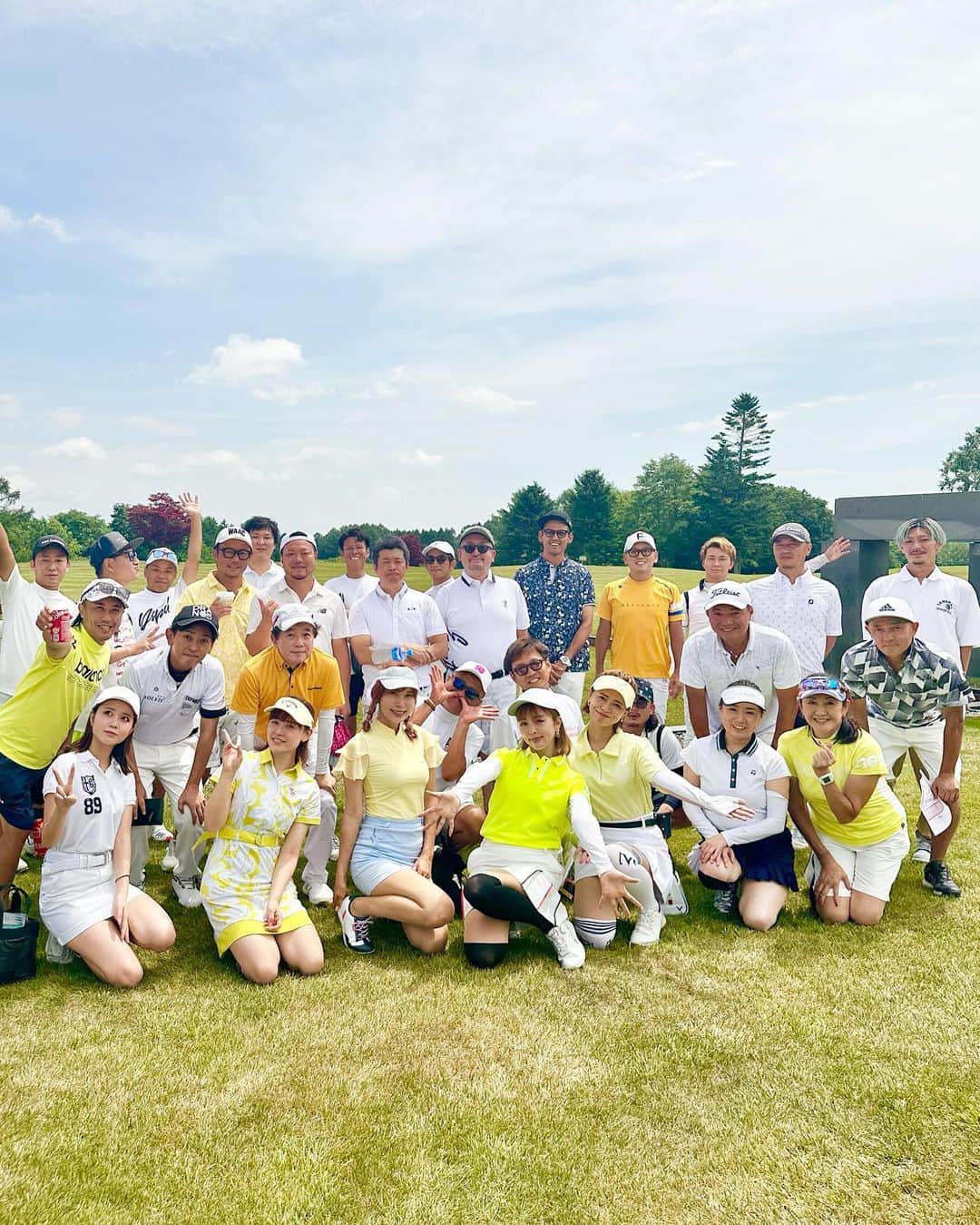 板橋瑠美のインスタグラム：「第14回RUMIRINGO CUP in Hokkaido🌽 ⁡ ⁡ 無事に終えることができました！！！！ ⁡ 最高な天候と、最高なゴルフ場！！ ⁡ そして集まってくださった皆様も良い方ばかりすぎて😭😩 ⁡ ⁡ ⁡ 今年が1番開催しているのですが、 毎回本当に表彰式まで最後まで盛り上がってくださり、 商品を全員が持って帰って喜んでくださって 『本当に楽しいコンペだった！』とたくさんのお声を聞けて。。。。😭✨ ⁡ ⁡ 主催する大変さよりも、このやりがいや喜びが好きで💓 ⁡ ついついやってしまって　気づいたら14回。w ⁡ ⁡ ⁡ 地元の北海道の方が優勝、準優勝して、本当嬉しかったなーー((((･´ω`･))))❤︎ ⁡ 恒例の発表動画も載せます✨ ⁡ ⁡ ⁡ 優勝者は、沖縄二泊三日旅行レンタカー付き食事付き30万円相当💓‼️ なので、 10/13のRUMIRINGO CUP が沖縄開催だからも無論来てくれることを願っておきます🙏✨ ⁡ ⁡ ⁡ 本当におめでとうございます‼️‼️ ⁡ ⁡ ⁡ ⁡ ⁡ 今回も最高な協賛品が集まり、ありがたいくらい豪華すぎて❤︎🥹✨ ⁡ ⁡ 全部ではないのですが、第一弾でご紹介させていただきます！^ ^ ⁡ ⁡ ⁡ ⁡ ⁡ ✨✨RUMIRINGO CUPご協賛✨✨ ⁡ ⁡ ⁡ ⁡ ⬛︎✨目玉商品✨ ⁡ 沖縄旅行二泊三日レンタカー食事付きプラン（4名様分） 30万円相当  @HISAI_RENTACAR  ⁡ ⁡ ⁡ ⬛︎LEXUS 港北大倉山店様よりベルト @lexus_kohokuokurayama ⁡ ⁡ ⬛︎FR2GOLF  新作　ANTI COUNTRY CLUBコラボ　ヘッドカバーSET ¥55,000円相当 @FR2GOLF  ⁡ ⁡ ⬛︎IRSHMAN  ladiesウェア2点men'sウェア3点 @IRISHMAN.JP  ⁡ ⁡ ⁡ 明日の投稿に続く^ ^」