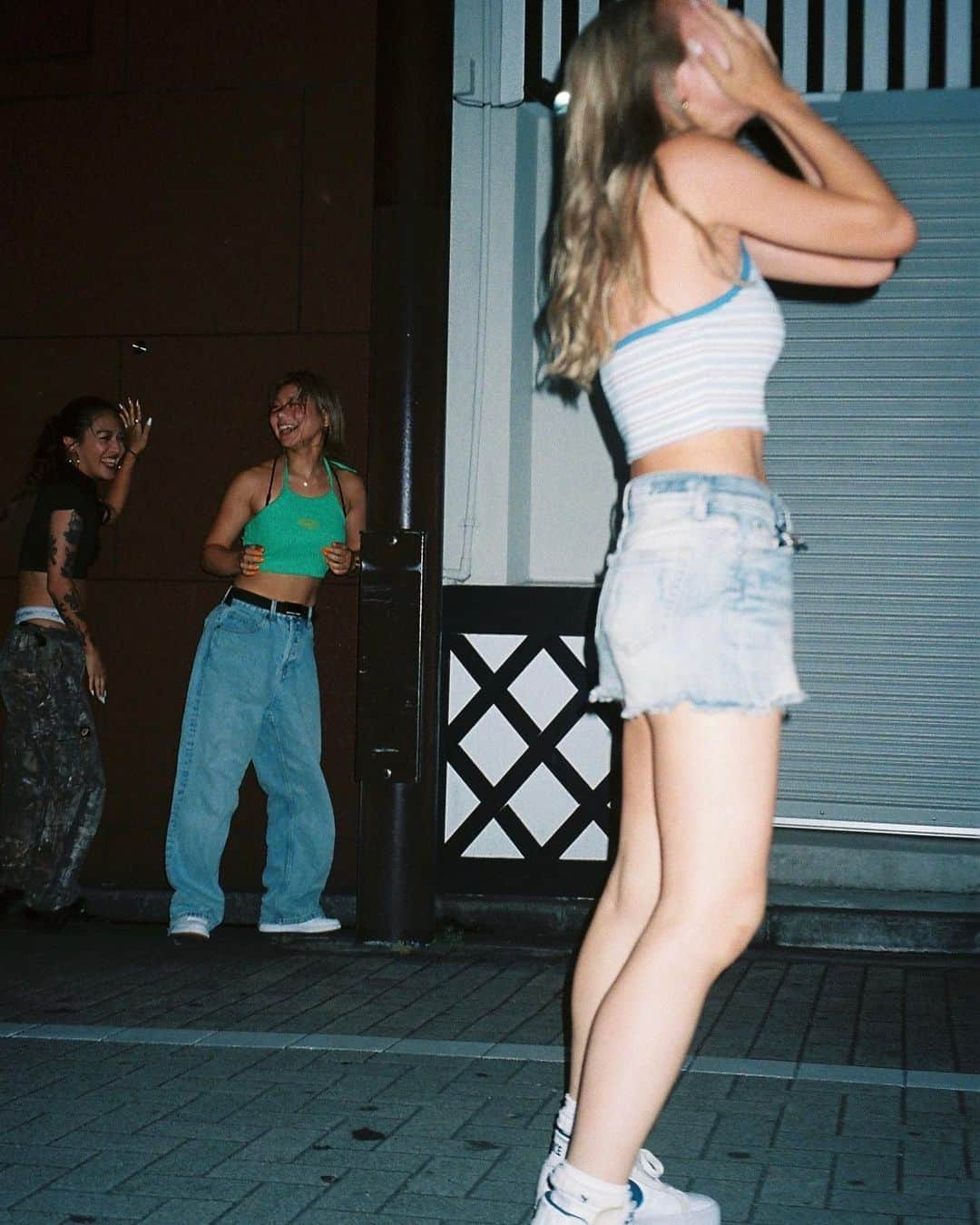 蘭さんのインスタグラム写真 - (蘭Instagram)「🍒  📹💗 @taka_nu @androi_d_18  #summervibes#skatelife#tokyo #skategirl#ootd#skatelifestyle」7月30日 21時27分 - ran_19951028