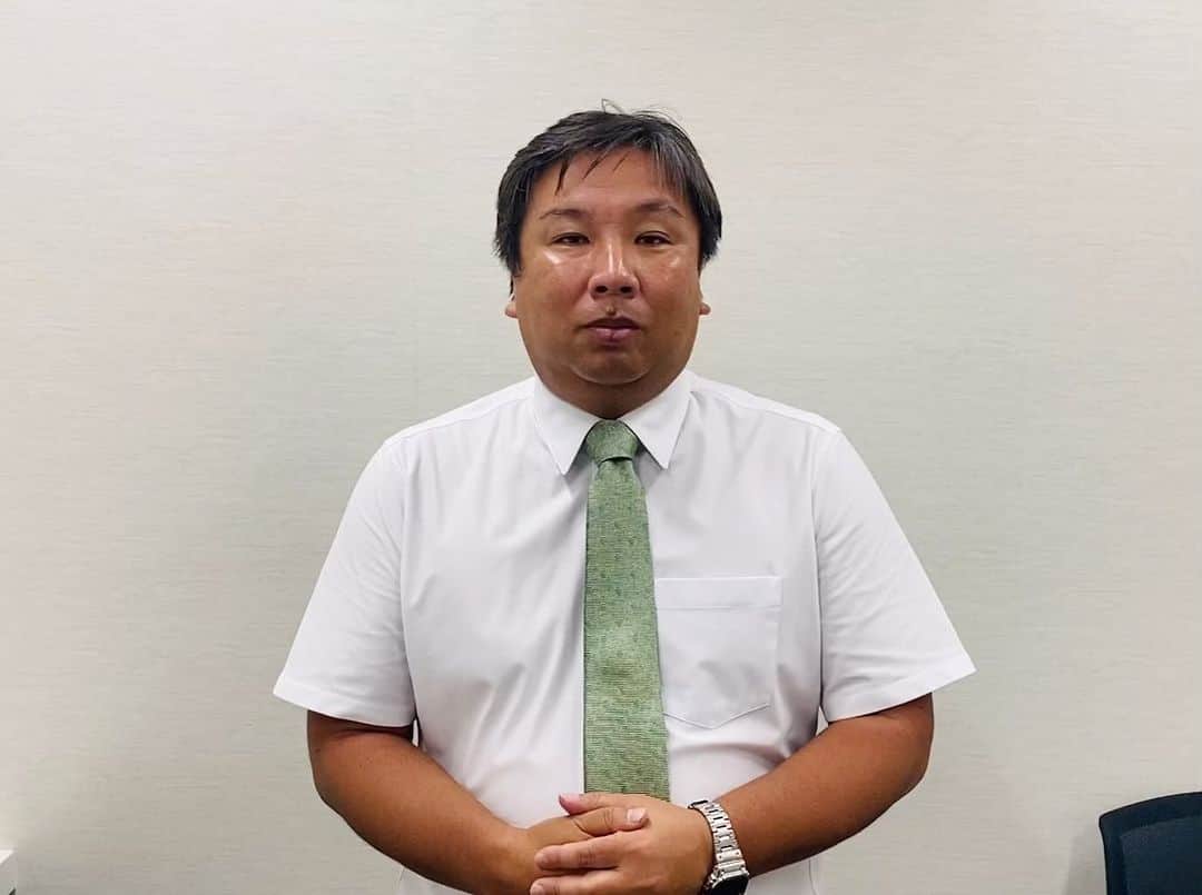 テレビ東京「SPORTSウォッチャー」のインスタグラム：「プロ野球解説者の #里崎智也 さんに今夜の見どころを聞いてみました！  #テレビ東京 #みんなのスポーツ #みんスポ」