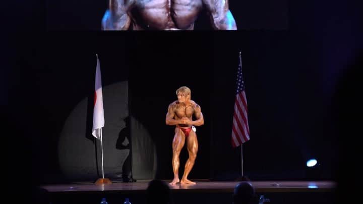 のインスタグラム：「. ボディビルのフリーポーズ！ もっと練習必須！  #筋肉#muscle#workout#training#ワークアウト#トレーニング#筋トレ#bodybuilding#mensphysique#ダイエット#diet#fitness#フィットネス#フィジーク#ボディビル#mccs#fareastbodybuilding #campfoster」