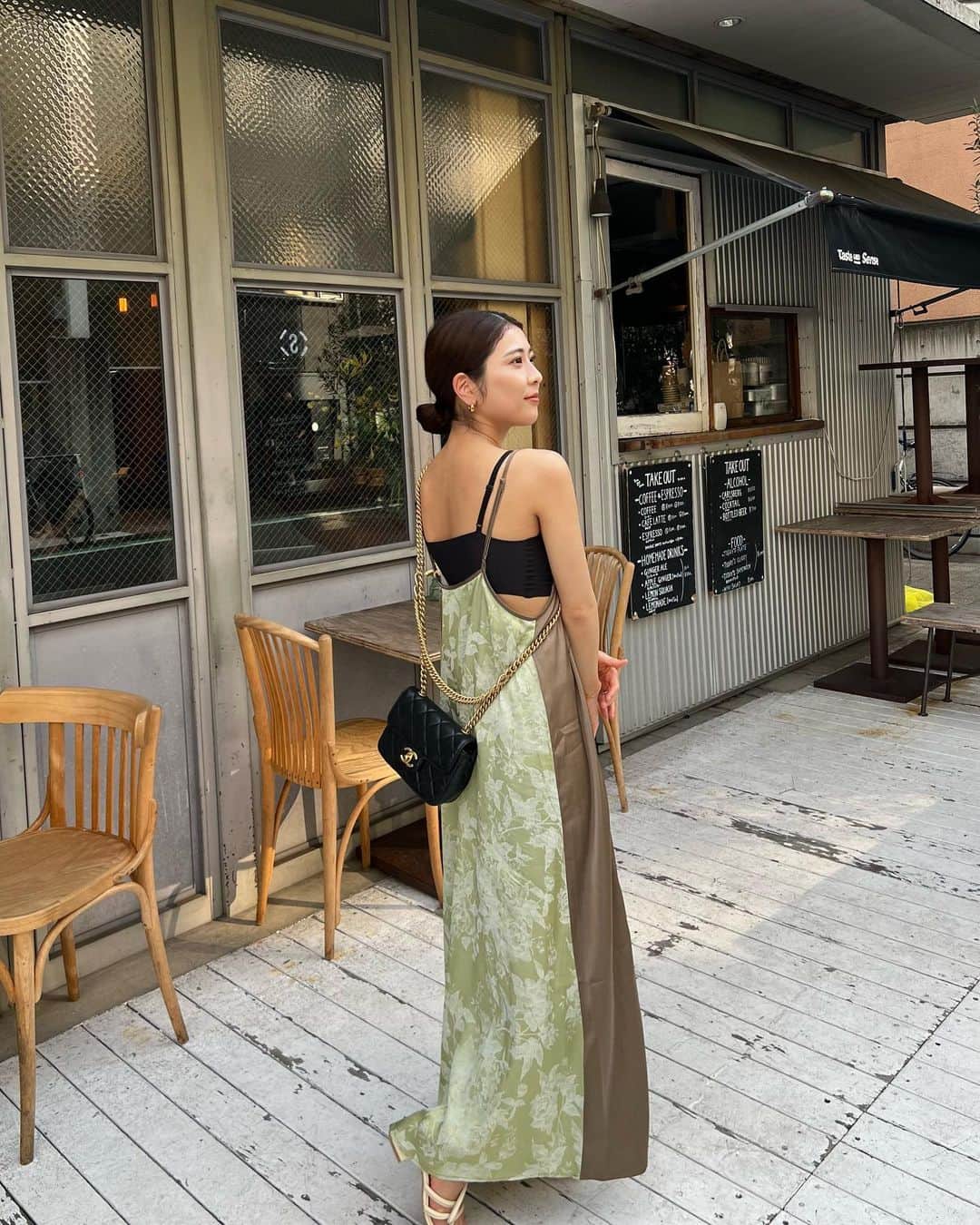 のインスタグラム：「ほんとに毎日暑すぎるのよ🥵。 みなさま大丈夫ですか？　　  私は大丈夫だけど、外に出ると👶が可哀想、、 花火大会に行きたいなあ🎆✨  週1.2ペースでジムに行けてて やっぱり気分が良い♪」