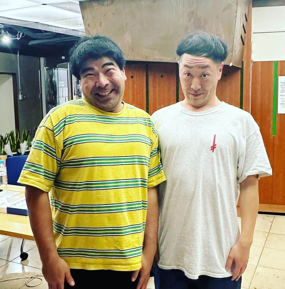 有吉弘行のインスタグラム：「ビーチボーイズ。」