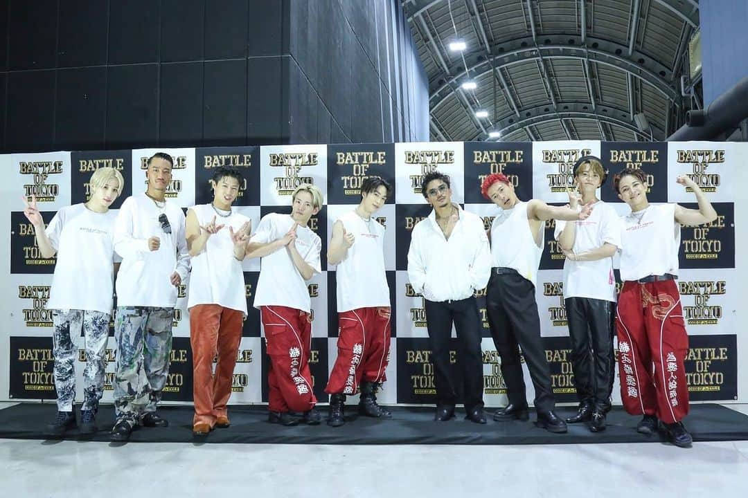 PSYCHIC FEVERさんのインスタグラム写真 - (PSYCHIC FEVERInstagram)「. #BATTLEOFTOKYO ～CODE OF Jr.EXILE～  🔫 THANK YOU OSAKA 2 DAYS💰  and…  🗼THANK YOU 5 DAYS⚡️  Thanks you sooooooo much for the hottest summer memories🔥🔥🔥🔥🔥🔥🔥  LOVE YOU ALL❤️‍🔥  #PSYCHICFEVER ≠ #DUNGBEATPOSSE @BattleOfTokyo  #TSURUGI #RYOGA #REN #JIMMY #KOKORO #RYUSHIN #WEESA」7月30日 22時24分 - psyfe_official