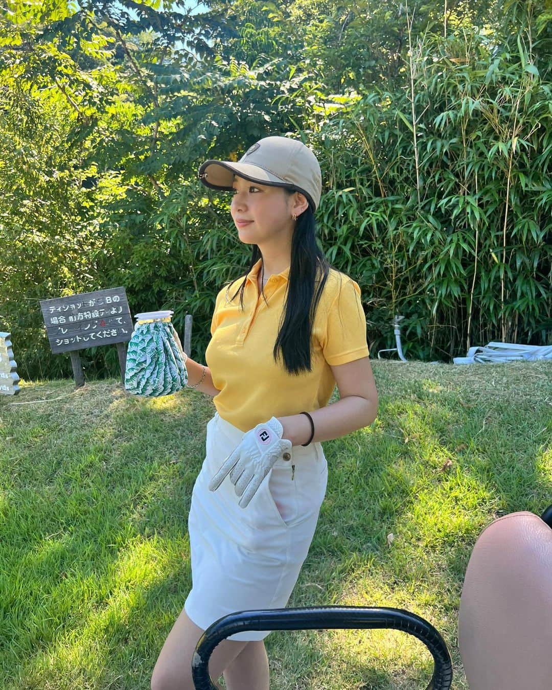 佐山彩香のインスタグラム：「- 真夏のゴルフは氷嚢あるのとなしじゃ全然ちがう🥵 #pacificgolfclub」