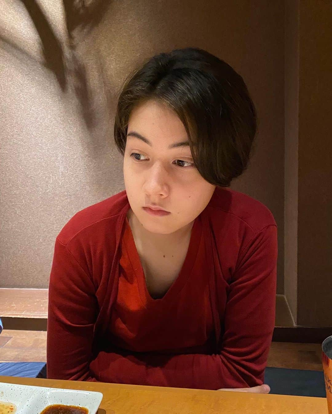 LiLi （矢野り々子）さんのインスタグラム写真 - (LiLi （矢野り々子）Instagram)「髪切りました☺︎  #暑いけど元気にしてます #体育祭の準備で日焼けしました #みなさん熱中症に気をつけて下さい #猫には無視されました☺︎ #矢野り々子」7月30日 22時45分 - liliko.y