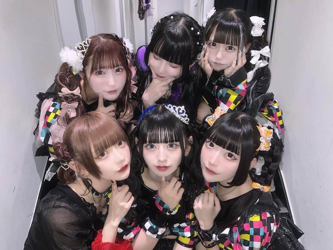 黒栖まゆきのインスタグラム：「ふぁみりー！」