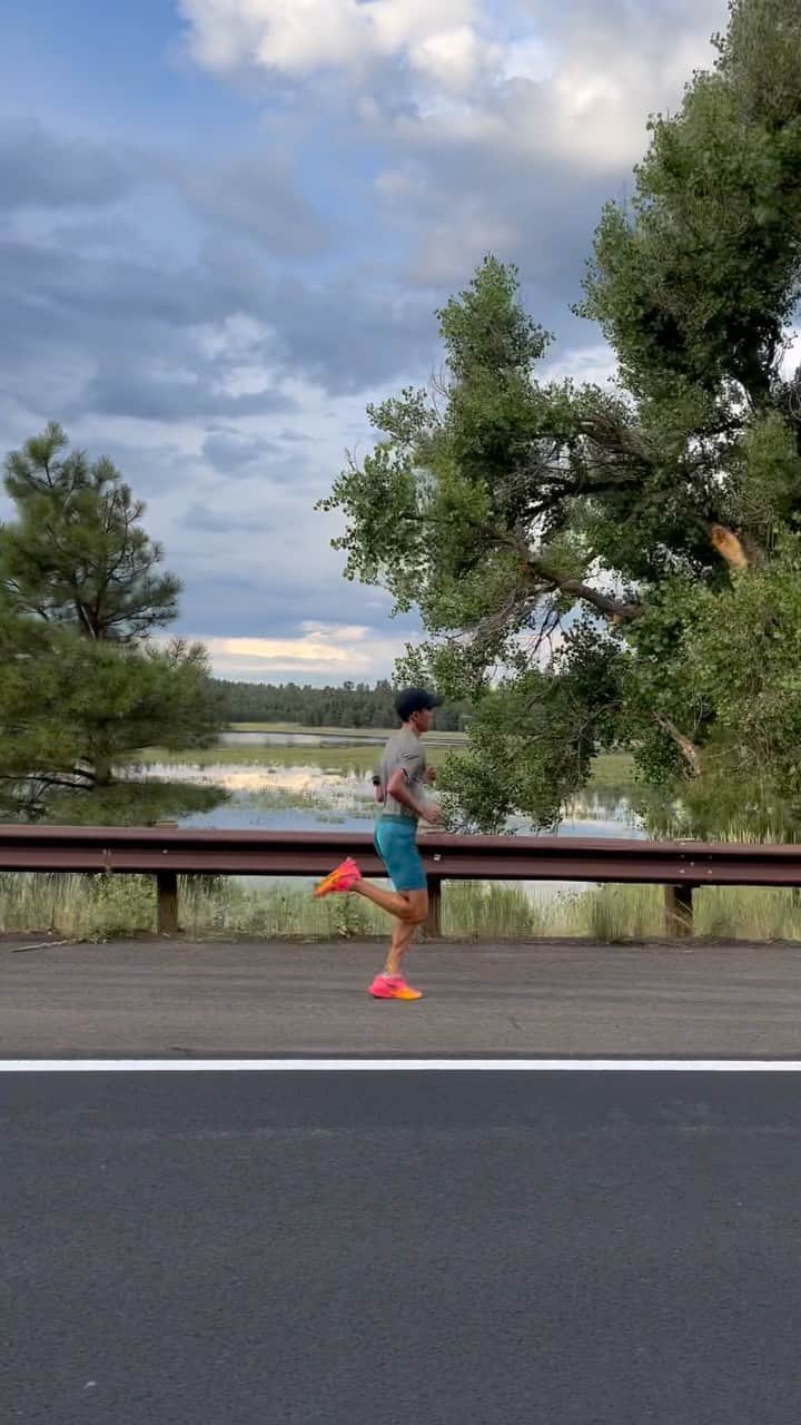 大迫傑のインスタグラム：「Sunday Long Run .」