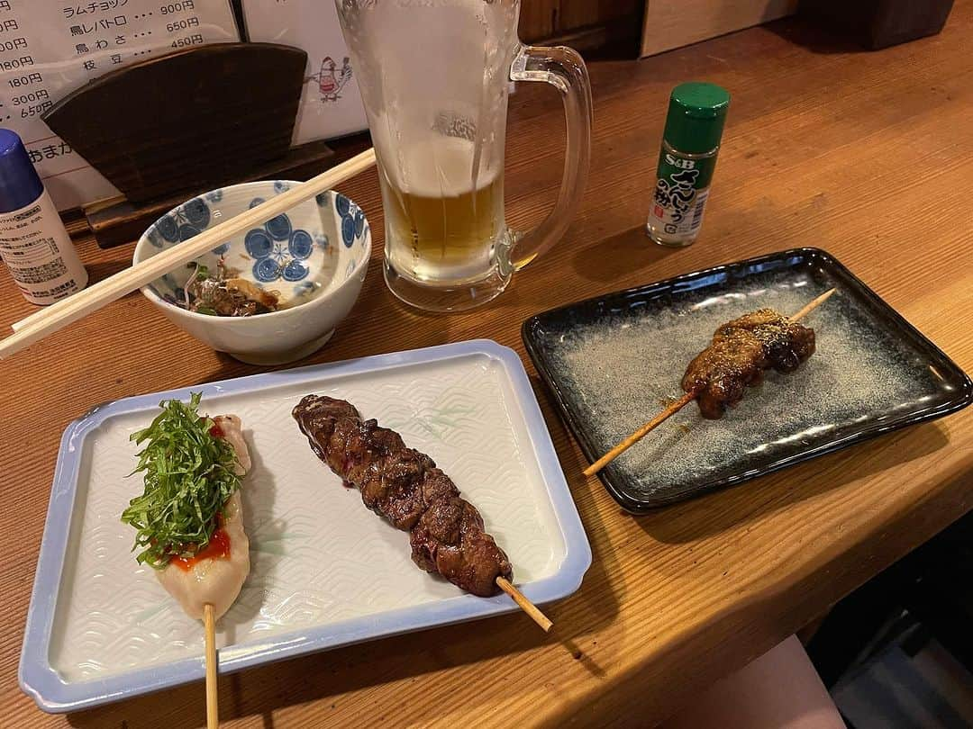 菖蒲理乃さんのインスタグラム写真 - (菖蒲理乃Instagram)「〜飲酒への道のり〜 ①とりあえずビール ②設営お疲れビール ③夜ごはんワイン ④ゆうぐれワイン ⑤湯上がりビール ⑥下山後のビール ⑦ほっぺ赤い酔っ払い  #木曽駒ヶ岳 #駒ヶ岳頂上山荘 #山ビール #染みる #水分補給 #山ワイン #山景は最高の肴 #中央アルプス #ソロ登山 #ひとり登山 #テント泊 #縦走 #将棋頭山 #千畳敷カール #駒ヶ岳ロープウェイ #宝剣岳 #登山 #夏山 #登山女子 #hiking #mountain」7月31日 9時48分 - shobuayano