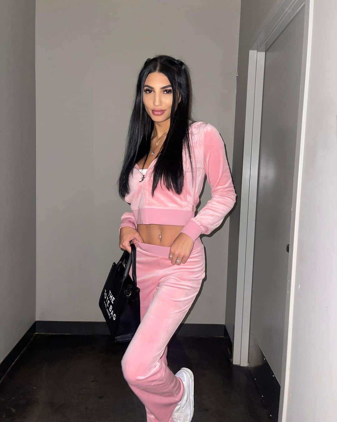 ジューシークチュールのインスタグラム：「Pink perfection 💕 #JuicyCouture」