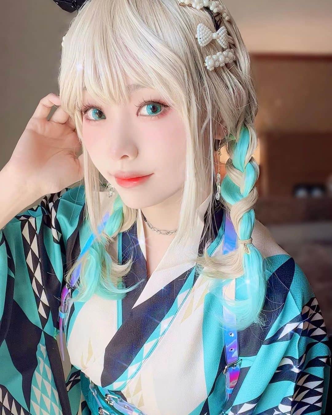 Elyのインスタグラム：「@animeimpulse Day 2 Cosplay my original character Bluue 💙 Today's autograph session will be starting at 12:00 p.m. in booth 11110.✨ 今天出E的原創卯兔💙簽名合照會在12點攤位1110舉辦，期待大家來找Ely～💙」