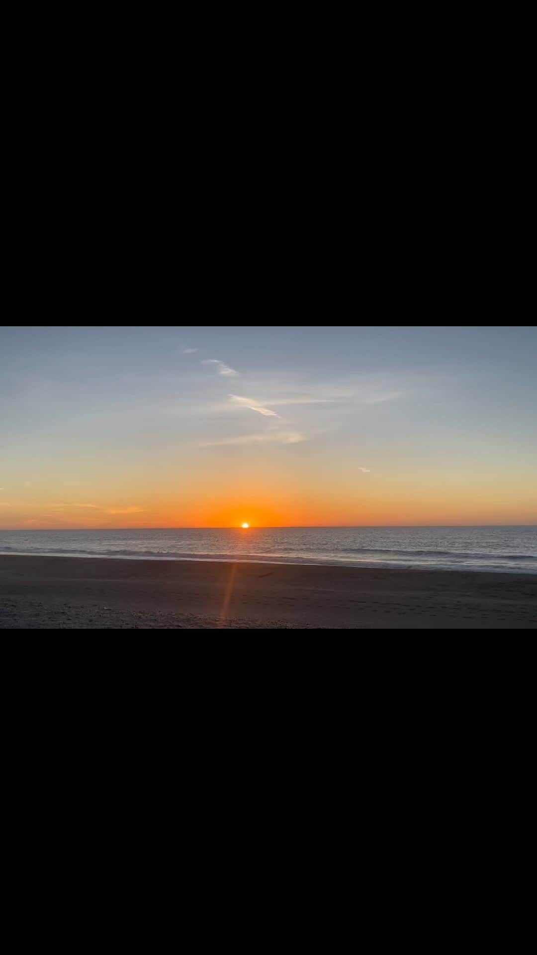 大田由香梨のインスタグラム：「4:45am.  Have a nice day🕊✨」