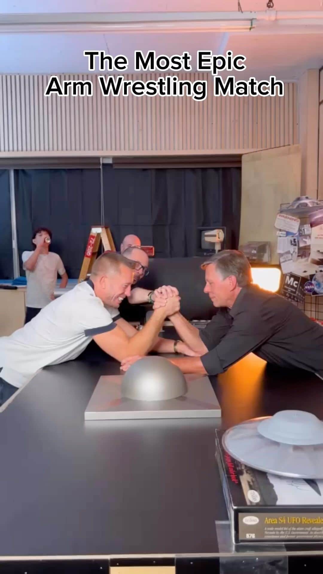 ジョルジュ・サンピエールのインスタグラム：「Bob is so strong, he beat me even if I had the thrust of the anti-gravity reactor.   @unitednuclearbob @lvendittelli @wearenotalone_official  http://projectgravitaur.com」