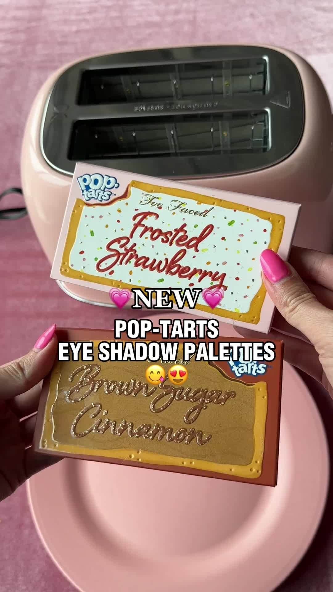 Too Facedのインスタグラム：「The Most Irresistible Collab Ever! 😍💖 We teamed up with everyone’s favorite toaster-ready treats @poptartsus to create Brown Sugar Cinnamon & Frosted Strawberry Mini Eye Shadow Palettes! Available now on toofaced.com! ✨ #toofaced #tfcrueltyfree #TooFacedXPopTarts」
