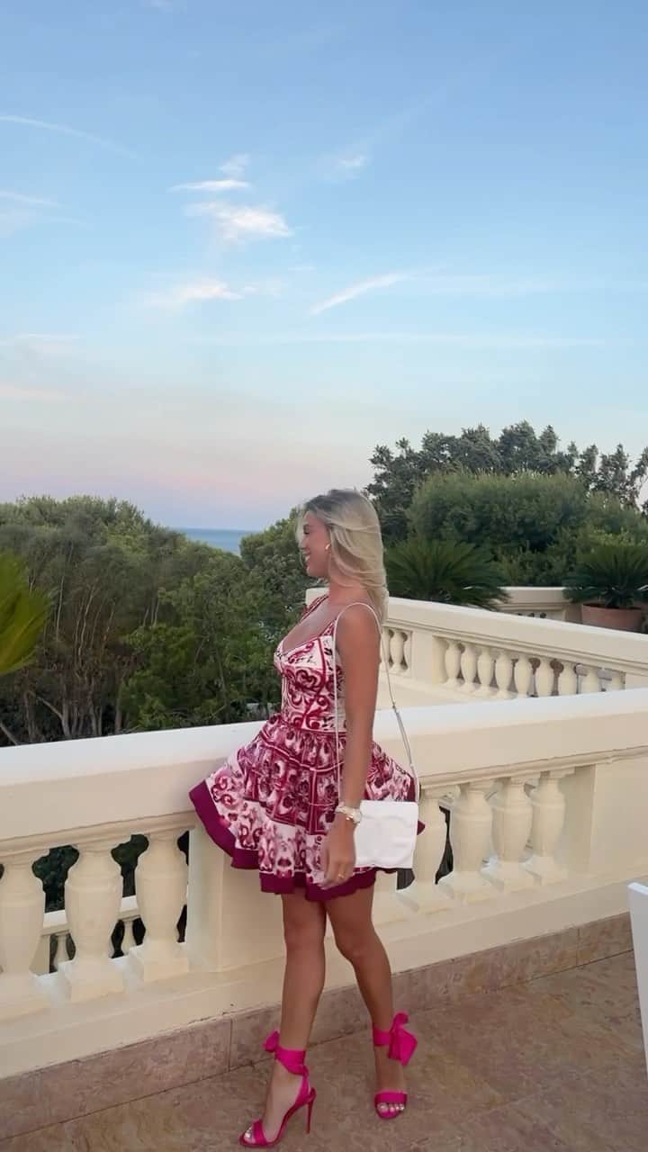 ケェーリン・セブンのインスタグラム：「Home away from home🩷」