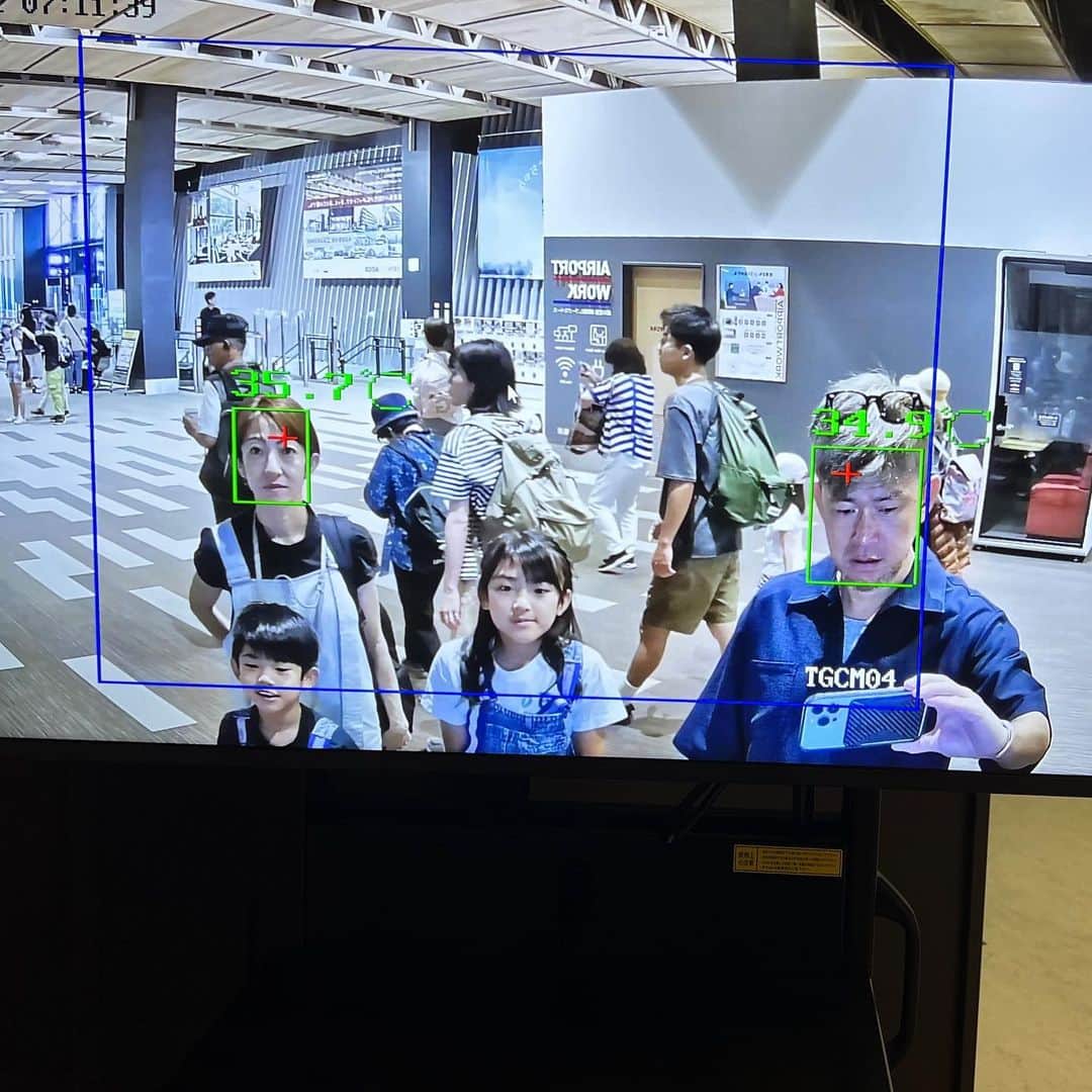 のインスタグラム：「おはようございます。体温は正常です。」