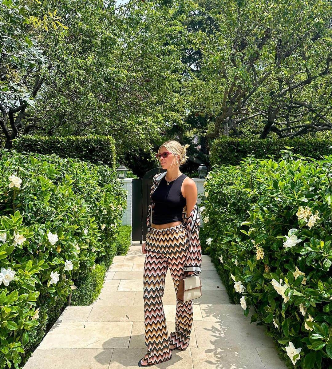 ソフィア・リッチーのインスタグラム：「🎀」