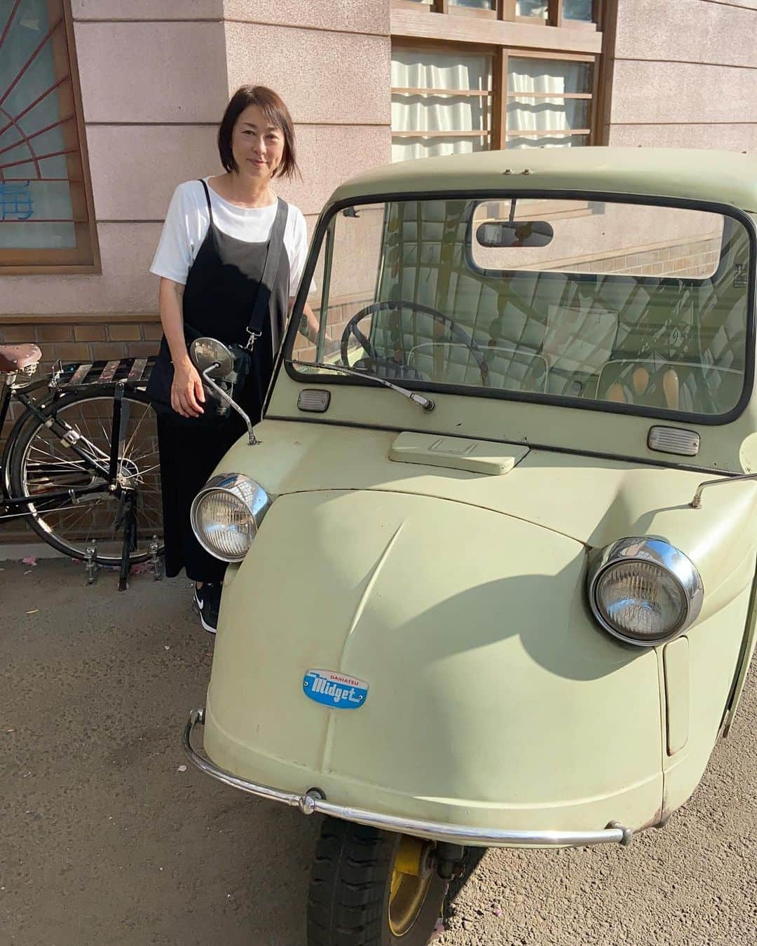 栗田よう子さんのインスタグラム写真 - (栗田よう子Instagram)「昭和レトロな街を再現の西武園ゆうえんち。 ジャングル大帝レオ、鉄腕アトム、リボンの騎士、まさに幼稚園〜小学生の頃の事。懐かしい〜 ミニジェットコースターに乗ったり色んなアトラクションに乗り夜は花火が上がって気分⤴️で今日は軽く筋肉痛。BBA😆」7月31日 8時29分 - yoko1960327