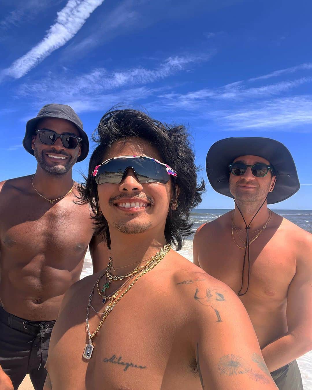 稲木ジョージのインスタグラム：「@farisalshathir and @stevemillerjr adopted me for the weekend🤭」