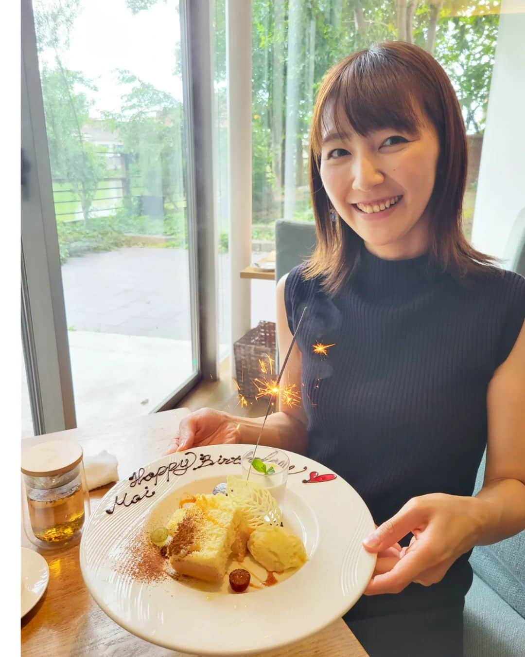 橋本真衣のインスタグラム：「. ６月が誕生日なのですが 家族で体調を崩したり 予定が合わなかったりして ７月が終わる前に ようやく念願のお店へ😂  33歳になりました！ だんだん自分が何歳か、 何秒か考えないと 出てこなくなりました笑  職場の方や友人に おめでとうと🎁をいただき 幸せな誕生日でした🤗 . . #ビストロマツシマ#雑餉隈」