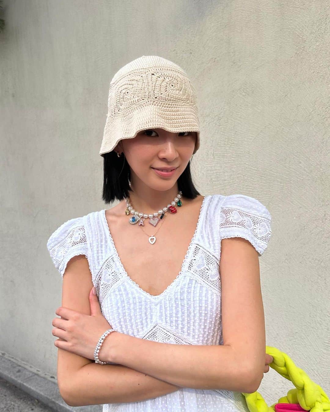 アイリーン・キムのインスタグラム：「Just trying to get through the heat 🥵」