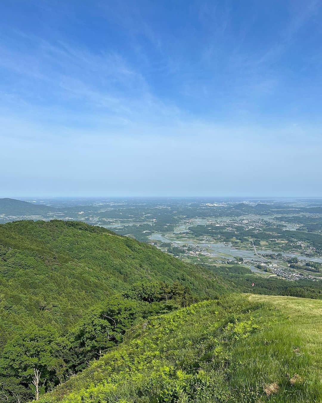 寺田拓哉さんのインスタグラム写真 - (寺田拓哉Instagram)「#☀️ #⛰️ 패러글라이딩 올림픽이 열리기도 한 명소! 패러글라이딩의 천국으로 통한다는 사실!! 츠쿠바산을 품고 날아볼까요? 여긴 어디? 나는 누구?  パラグライダーオリンピックが 開かれた名所! 実はパラグライダー天国‼︎ 筑波山を背に空を飛ぼう!!! ここはどこ?私は誰? • • #패러글라이딩 #아웃도어 #액티비티 #パラグライダー #アウトドア #アクティビティ」7月31日 12時11分 - taku_march