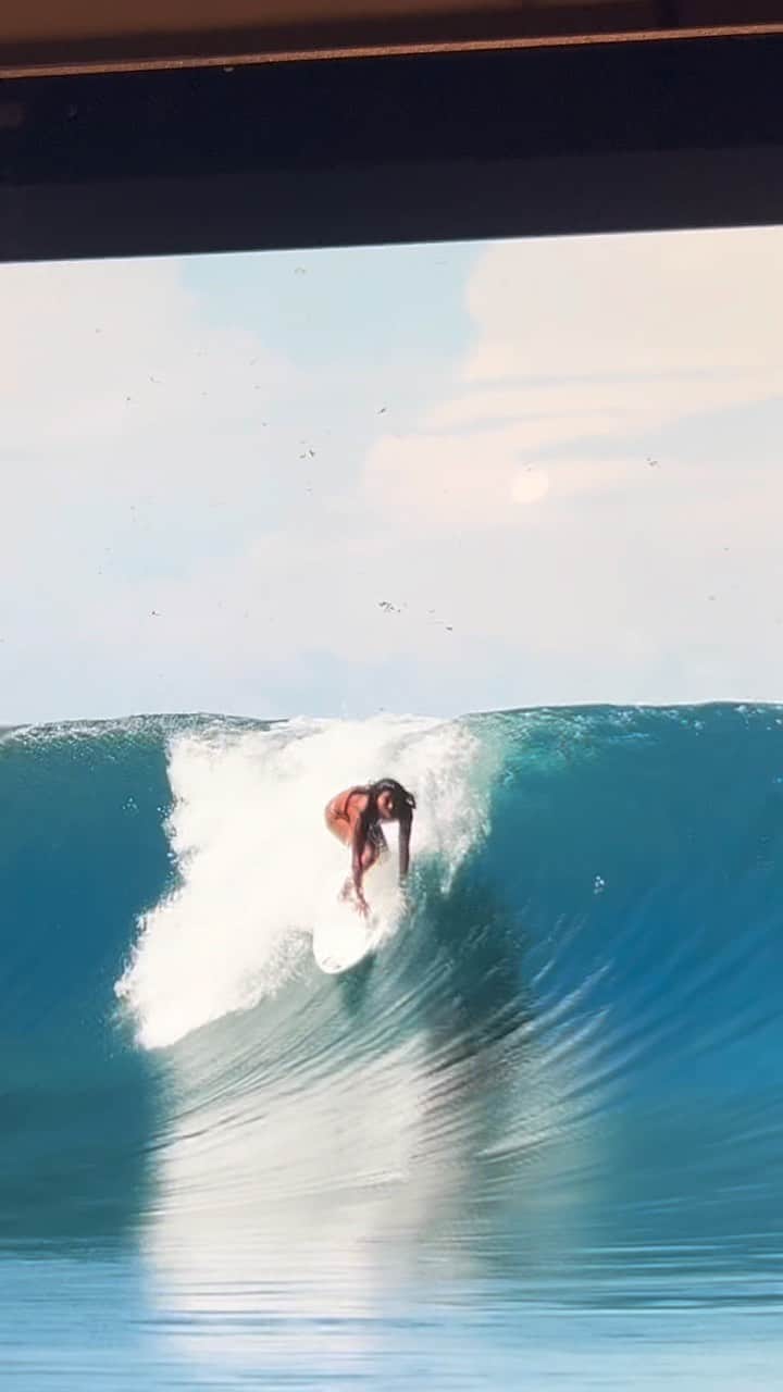 のインスタグラム：「This summer has been 💀with no waves  We need more of this 😢🫡 @naoyakimoto」
