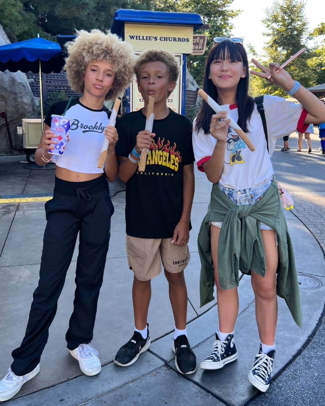 Zooey Miyoshiさんのインスタグラム写真 - (Zooey MiyoshiInstagram)「So good to hang out with old friends this summer!! We go wayyyy back and love how they have grown up together creating so many amazing mementoes! Happy National Friendship Day @zooeyinthecity @maisassygirl @theblaiseshow #internationalfriendshipday」7月31日 13時00分 - zooeyinthecity