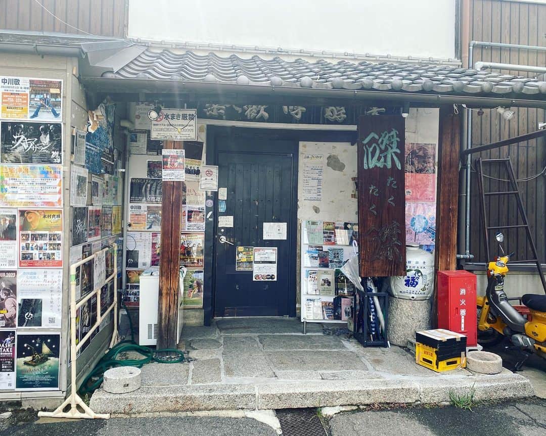 のインスタグラム：「ただいま。 本日磔磔は18:30〜です。 ぜひにー。」