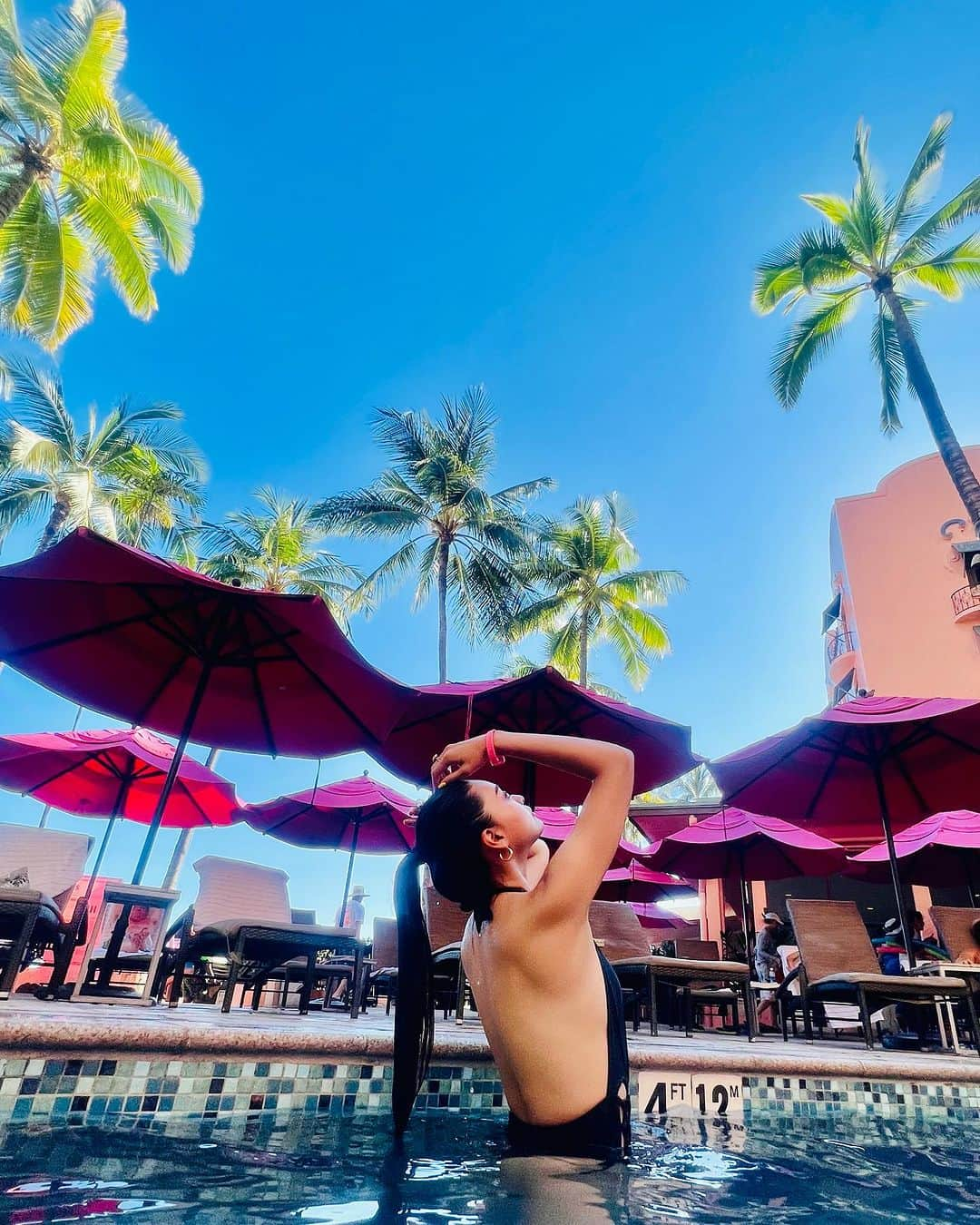 遊海 Yuumiさんのインスタグラム写真 - (遊海 YuumiInstagram)「💕🌺👙💘🦩 ピンクの世界♾️Pink world  @royal_hawaiian @royalhawaiianjp   #royalhawaiian #hawaii #royalhawaiianhotel #ロイヤルハワイアンホテル #ハワイ　#ワイキキ　#ホノルル　#ピンク　#女子　#旅　#旅行 #honolulu #waikiki #pink #barbie」7月31日 19時55分 - yuumi_kato