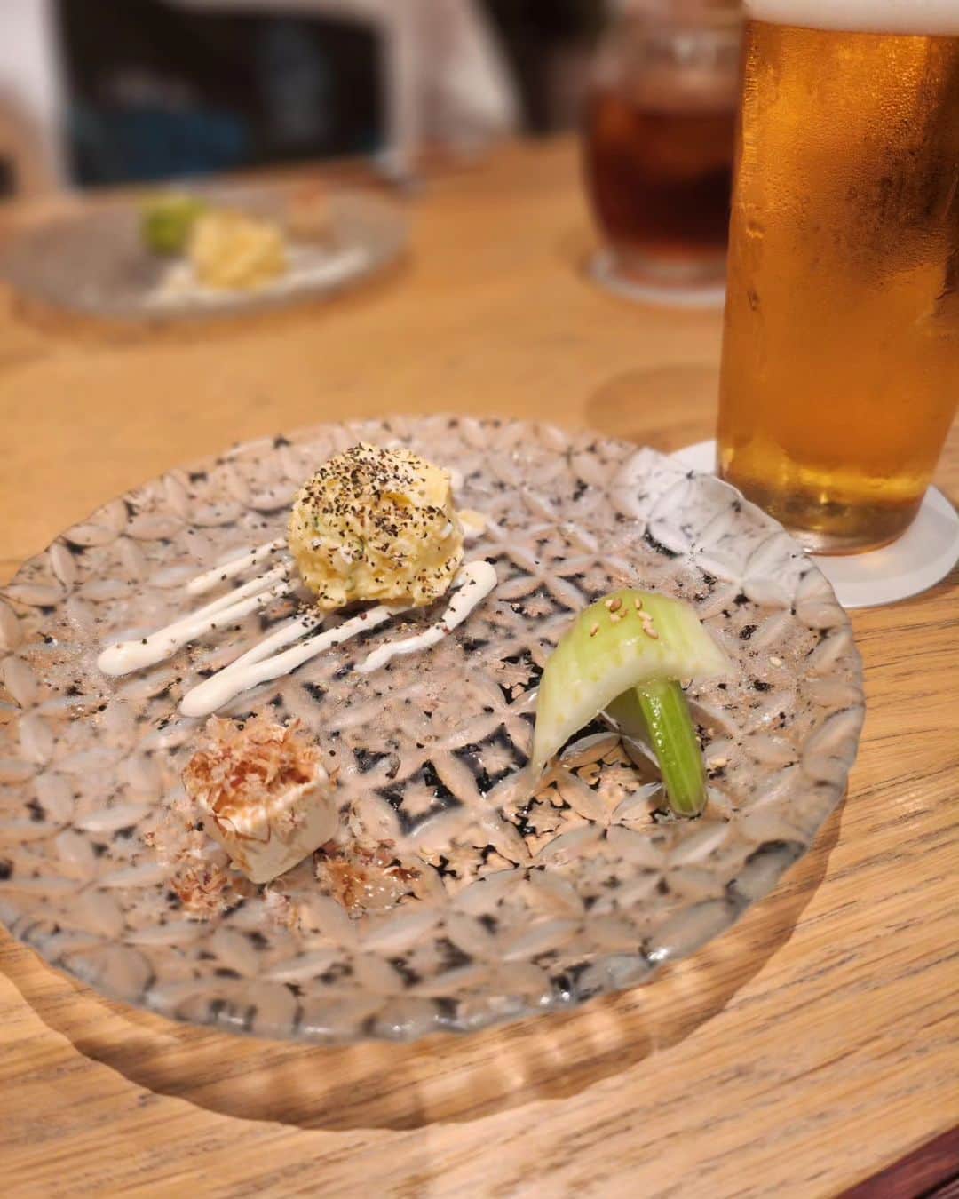 風子さんのインスタグラム写真 - (風子Instagram)「渋谷の東急プラザにある気軽に行ける鉄板焼き😺  量もちょうどよく、とっても美味しかった😻  とん平焼きトロッとろ♪  牛スジ野菜炒め初めて食べた😻ｵｲｼ  お肉も牡蠣も最高♥️  PR @osaka_kitchen.shibuya #神泉グルメ #東急プラザ渋谷 #スクランブルスクエア #渋谷デート #渋谷女子 #渋谷ディナー #osakaきっちん渋谷 #渋谷グルメ」7月31日 15時09分 - pchan030