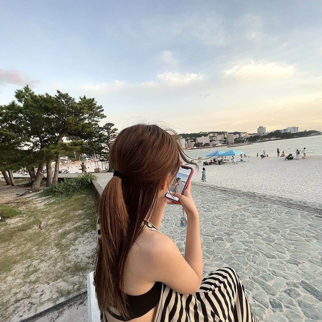 のインスタグラム：「. めっちゃ雑なハーフアップ」