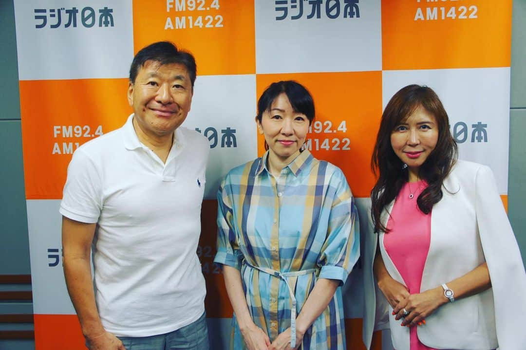 広川ひかるさんのインスタグラム写真 - (広川ひかるInstagram)「ラジオ日本「岡田真弓の未来相談室」に8月のマンスリーゲストとして出演させて頂きます OAは、8月7日、14日、21日、28日いずれも(月)22:45〜23:00 MCは、総合探偵社株式会社MR代表の岡田真弓さん、そして作家の鈴木光司さんです。 #探偵 #作家 というキーワードにワクワクで収録に行って来ました。 オンタイム、タイムフリーなどでぜひ、聴いてください 、 #ラジオ日本 #岡田真弓の未来相談室  #鈴木光司　先生」7月31日 16時03分 - hikaru_hirokawa