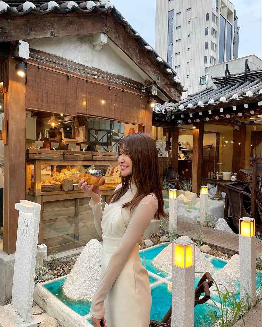 田尻夏樹（なつきんぐ）さんのインスタグラム写真 - (田尻夏樹（なつきんぐ）Instagram)「女子旅最高！！♡ 女子旅って何でこんなに楽しいんだろう🙈💕💕  ずっとずっと食べ続けた韓国旅🇰🇷 満たされて続けて体が重たくなった🐽  カジノに行けなかった事だけが心残りなのでまた近々行きたい🃏」8月1日 19時00分 - tajiri_natsuki