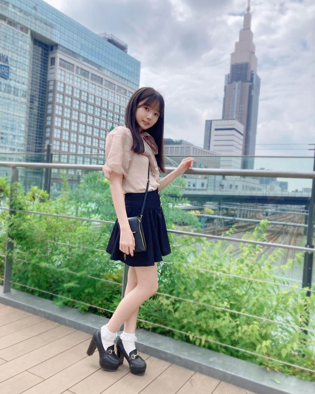 流石夏恋さんのインスタグラム写真 - (流石夏恋Instagram)「🤎🖤  #code 👠  ぜんしーん‪.ᐟ.ᐟ.ᐟ😘👗𓈒𓂂𓏸 こういう色合い好きー‎🫶🏻️  7月もいっぱいありがとう⸜🎀⸝   #yumeadocitron #夢アドシトロン   #jc2 #sjc #09 #13歳 #おしゃれ好き   #コーデ #jcコーデ #7月最後の日 💭」7月31日 17時14分 - karen_ymcitron