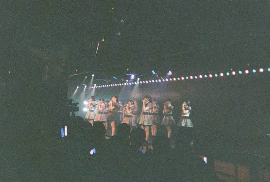 歌田初夏のインスタグラム：「2023.7.20  ステージの上にはたくさんの夢が広がっていました  #歌田初夏卒業公演　#写ルンです　#AKB48 #AKB48劇場　#卒業　#ステージ」
