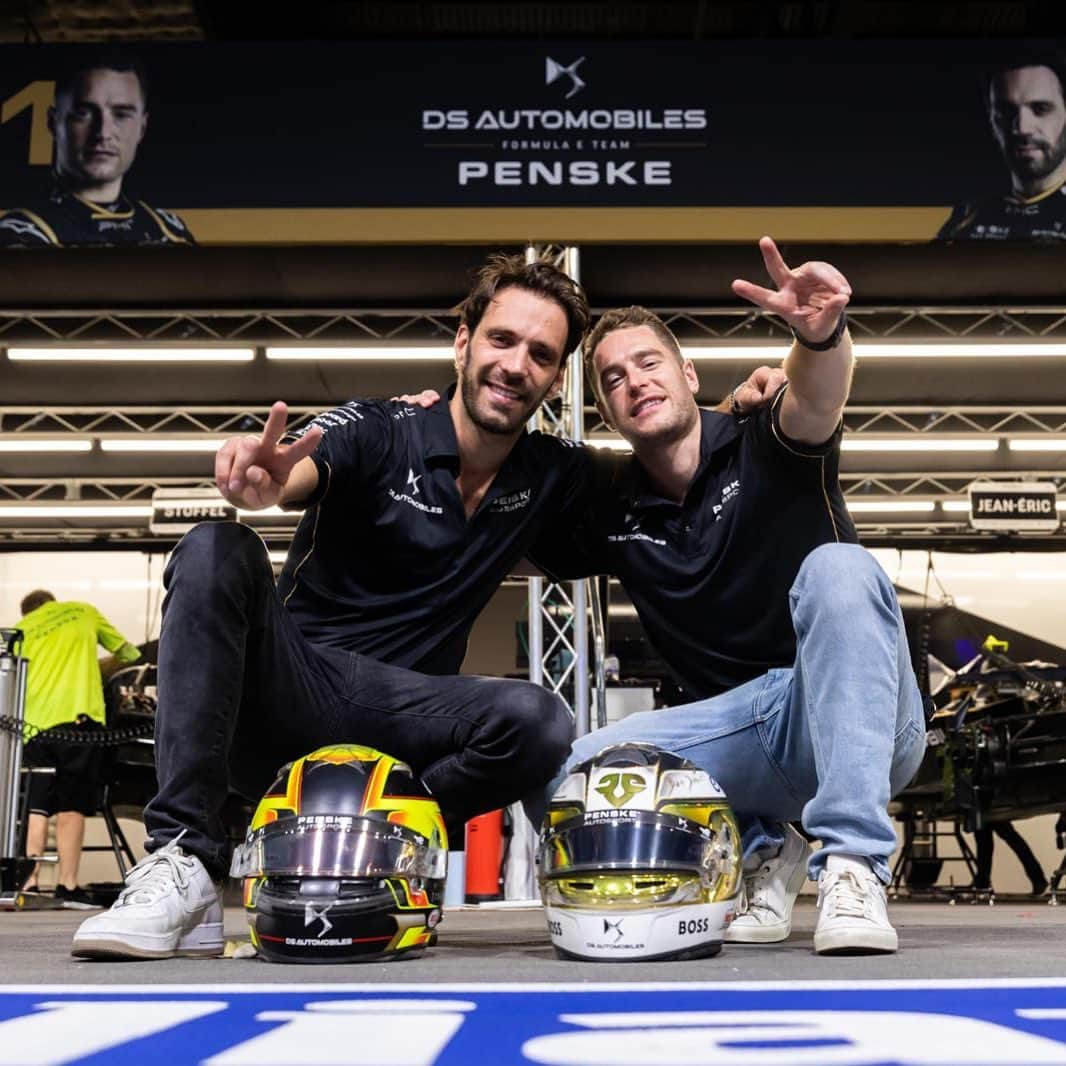 ジャン＝エリック・ベルニュさんのインスタグラム写真 - (ジャン＝エリック・ベルニュInstagram)「Season 9 for Formula is done and I finished 5th in the championship.  Not the season we wanted, but we learn and we improve.  Thanx to everyone for your support, through success but mainly through hard times, I really appreciate it 🙏🏼  We’ll be back stronger, I promise. Thanx @svandoorne , a nice addition to my helmet collection :)」7月31日 17時34分 - jeanericvergne